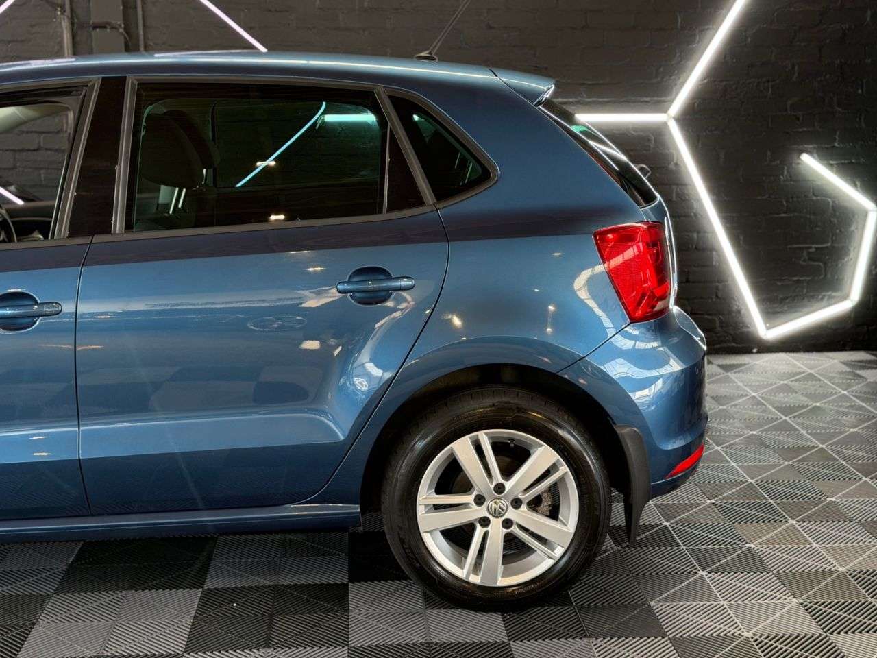 2017 VOLKSWAGEN POLO 2017 VOLKSWAGEN POLO