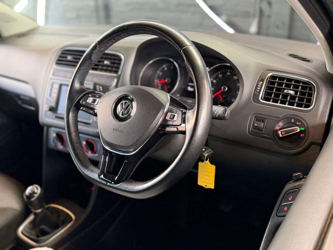 2017 VOLKSWAGEN POLO 2017 VOLKSWAGEN POLO