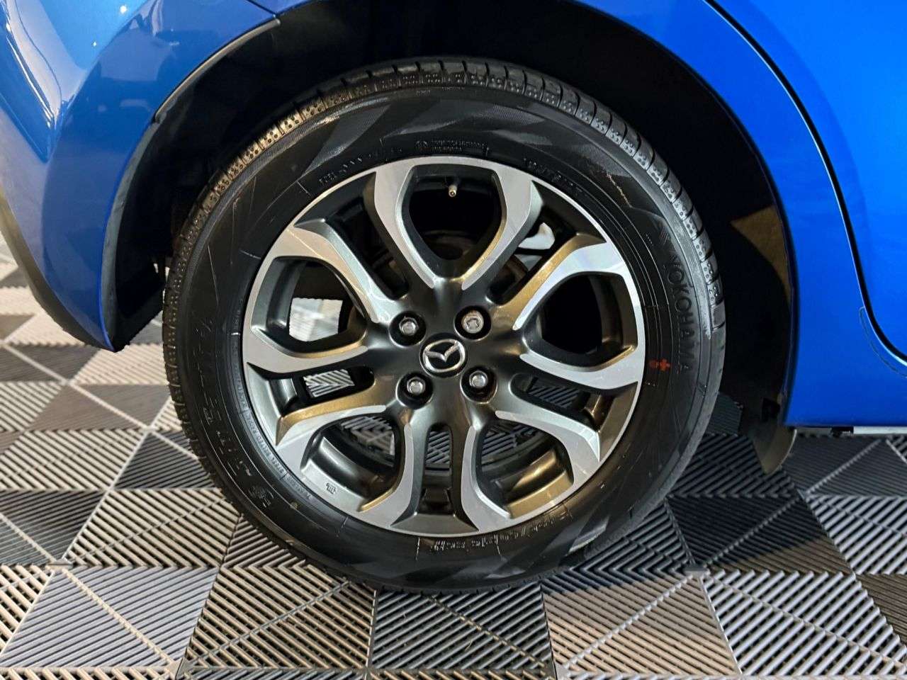2015 MAZDA MAZDA2 2015 MAZDA MAZDA2