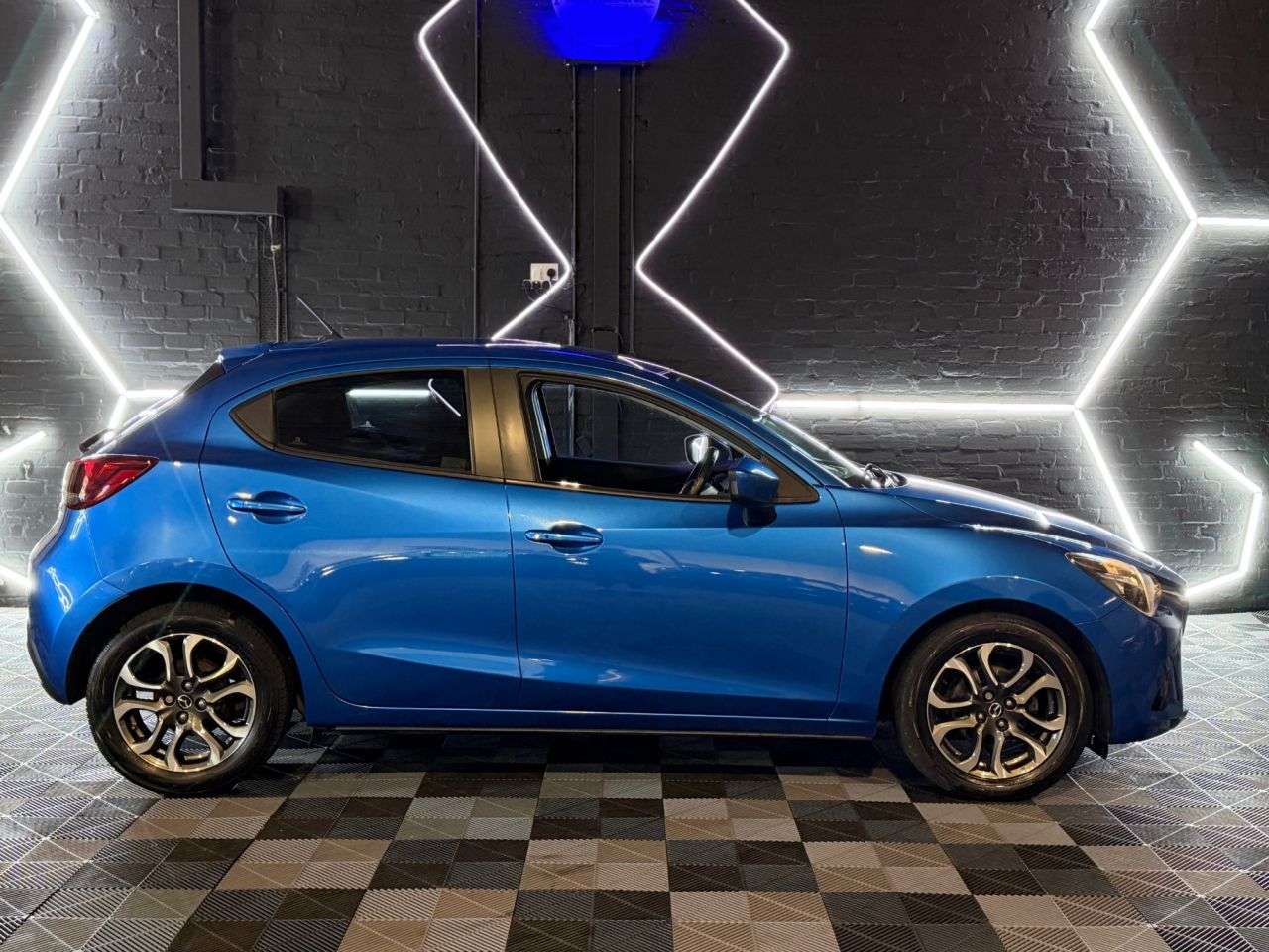 2015 MAZDA MAZDA2 2015 MAZDA MAZDA2