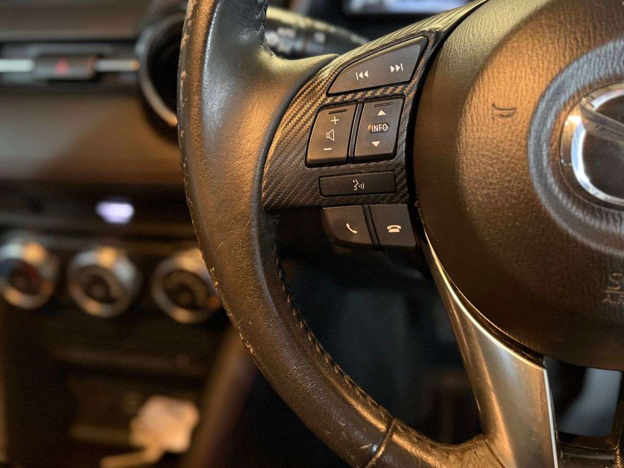 2015 MAZDA MAZDA2 2015 MAZDA MAZDA2