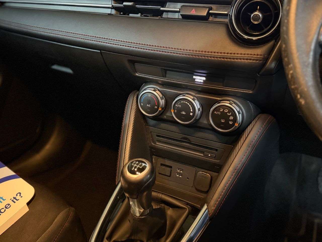 2015 MAZDA MAZDA2 2015 MAZDA MAZDA2