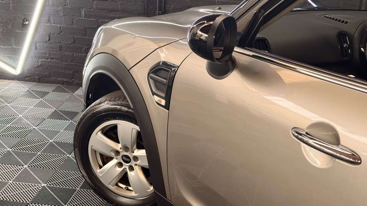 2017 MINI COUNTRYMAN 2017 MINI COUNTRYMAN