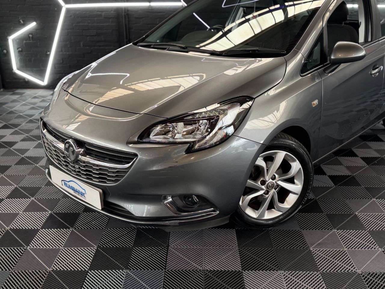 A 2018 VAUXHALL CORSA 1.4i ecoTEC SRi Hatchback 5dr Petrol Manual Euro 6 (90 ps) 4 STAMP HISTORY A 2018 VAUXHALL CORSA 1.4i ecoTEC SRi Hatchback 5dr Petrol Manual Euro 6 (90 ps) 4 STAMP HISTORY