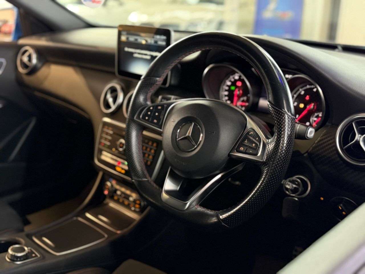 2017 MERCEDES-BENZ A CLASS 2017 MERCEDES-BENZ A CLASS