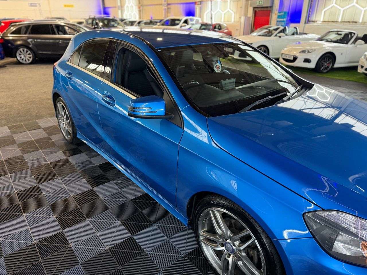 2017 MERCEDES-BENZ A CLASS 2017 MERCEDES-BENZ A CLASS