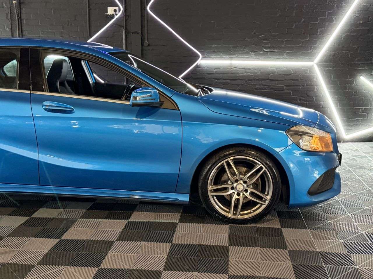 2017 MERCEDES-BENZ A CLASS 2017 MERCEDES-BENZ A CLASS