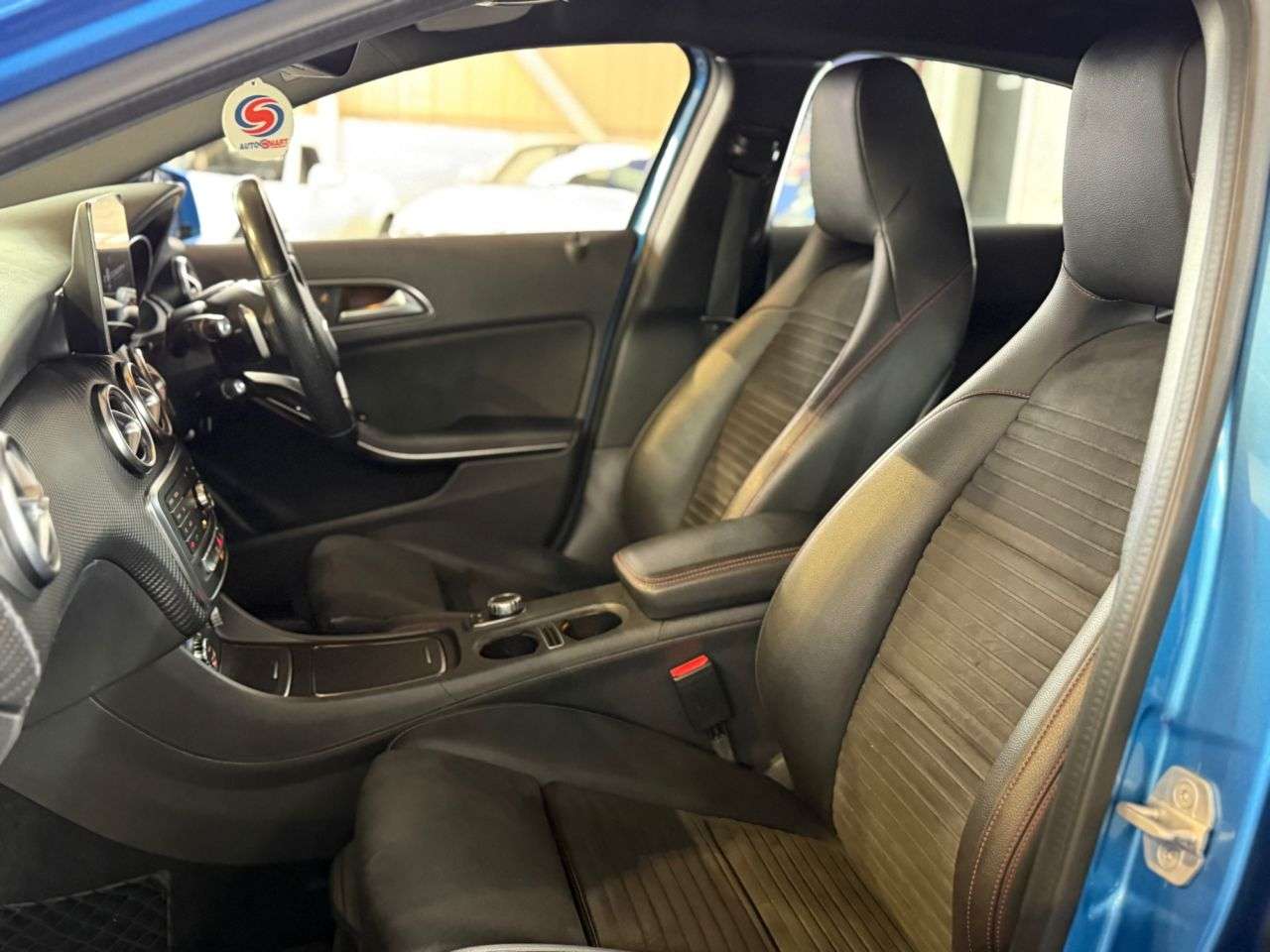 2017 MERCEDES-BENZ A CLASS 2017 MERCEDES-BENZ A CLASS