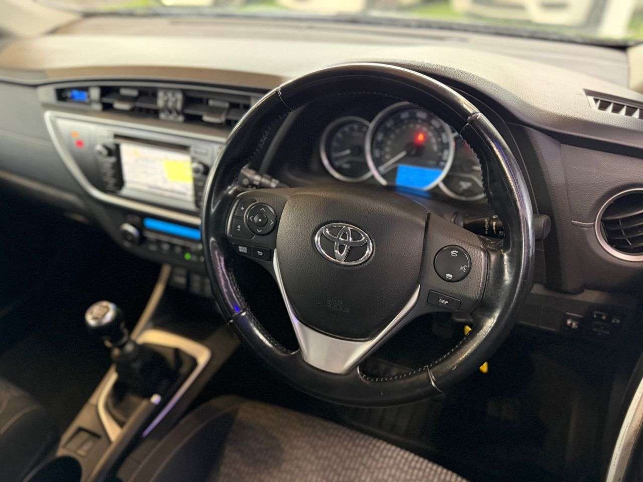 2014 TOYOTA AURIS 2014 TOYOTA AURIS