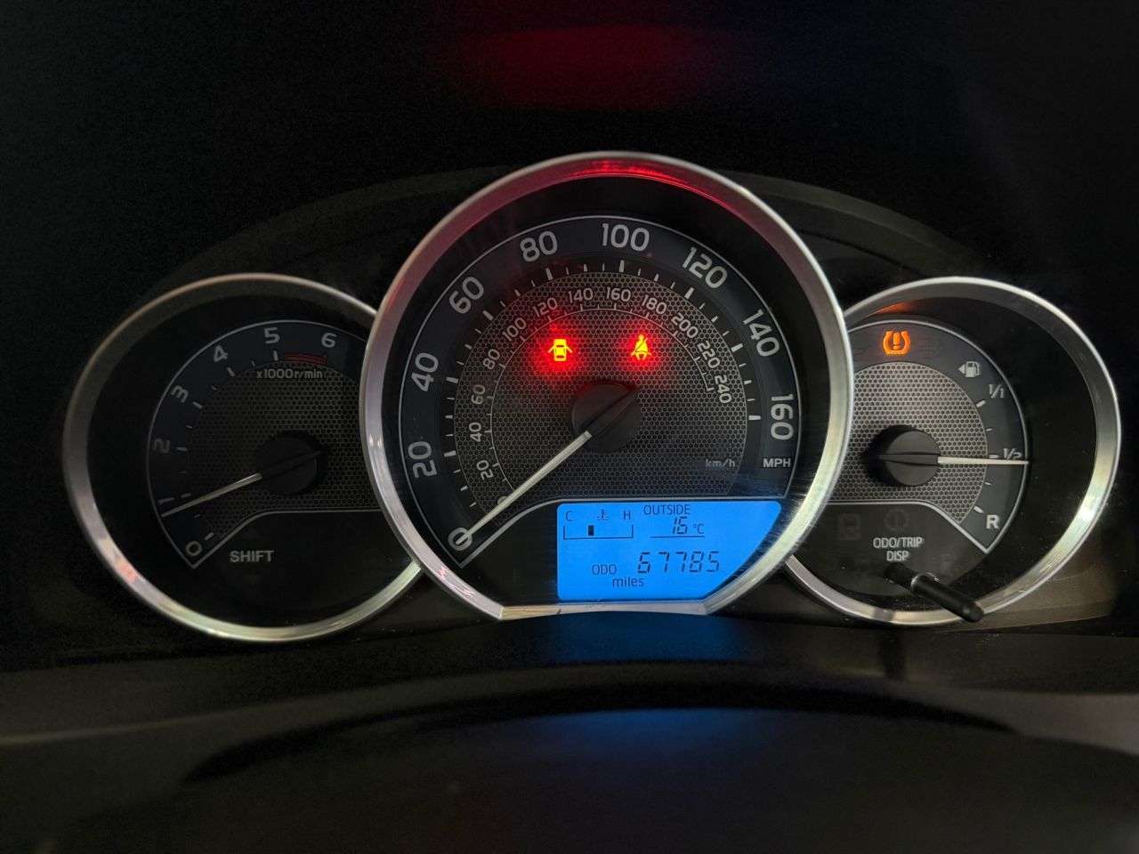 2014 TOYOTA AURIS 2014 TOYOTA AURIS