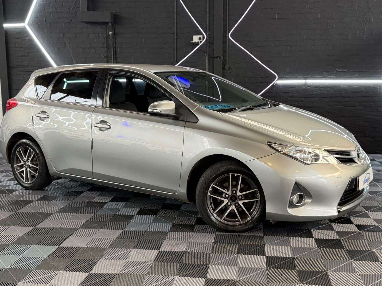 2014 TOYOTA AURIS 2014 TOYOTA AURIS