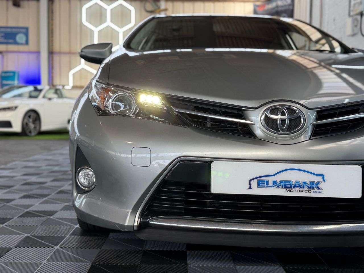 2014 TOYOTA AURIS 2014 TOYOTA AURIS