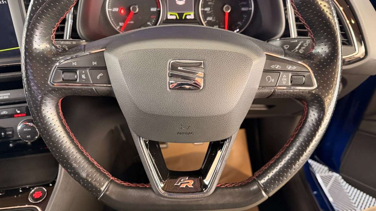 A 2017 SEAT LEON 2.0 TDI FR Technology Sport Coupe 3dr Diesel Manual Euro 6 (s/s) (184 ps) 2 A 2017 SEAT LEON 2.0 TDI FR Technology Sport Coupe 3dr Diesel Manual Euro 6 (s/s) (184 ps) 2