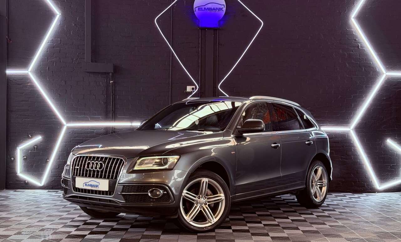 A 2014 AUDI Q5 2.0 TDI S line Plus SUV 5dr Diesel S Tronic quattro Euro 5 (s/s) (177 ps) E A 2014 AUDI Q5 2.0 TDI S line Plus SUV 5dr Diesel S Tronic quattro Euro 5 (s/s) (177 ps) E