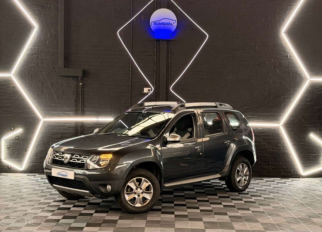 A 2017 DACIA DUSTER 1.5 dCi Laureate SUV 5dr Diesel Manual Euro 6 (s/s) (110 ps) ULEZ - GREAT A A 2017 DACIA DUSTER 1.5 dCi Laureate SUV 5dr Diesel Manual Euro 6 (s/s) (110 ps) ULEZ - GREAT A