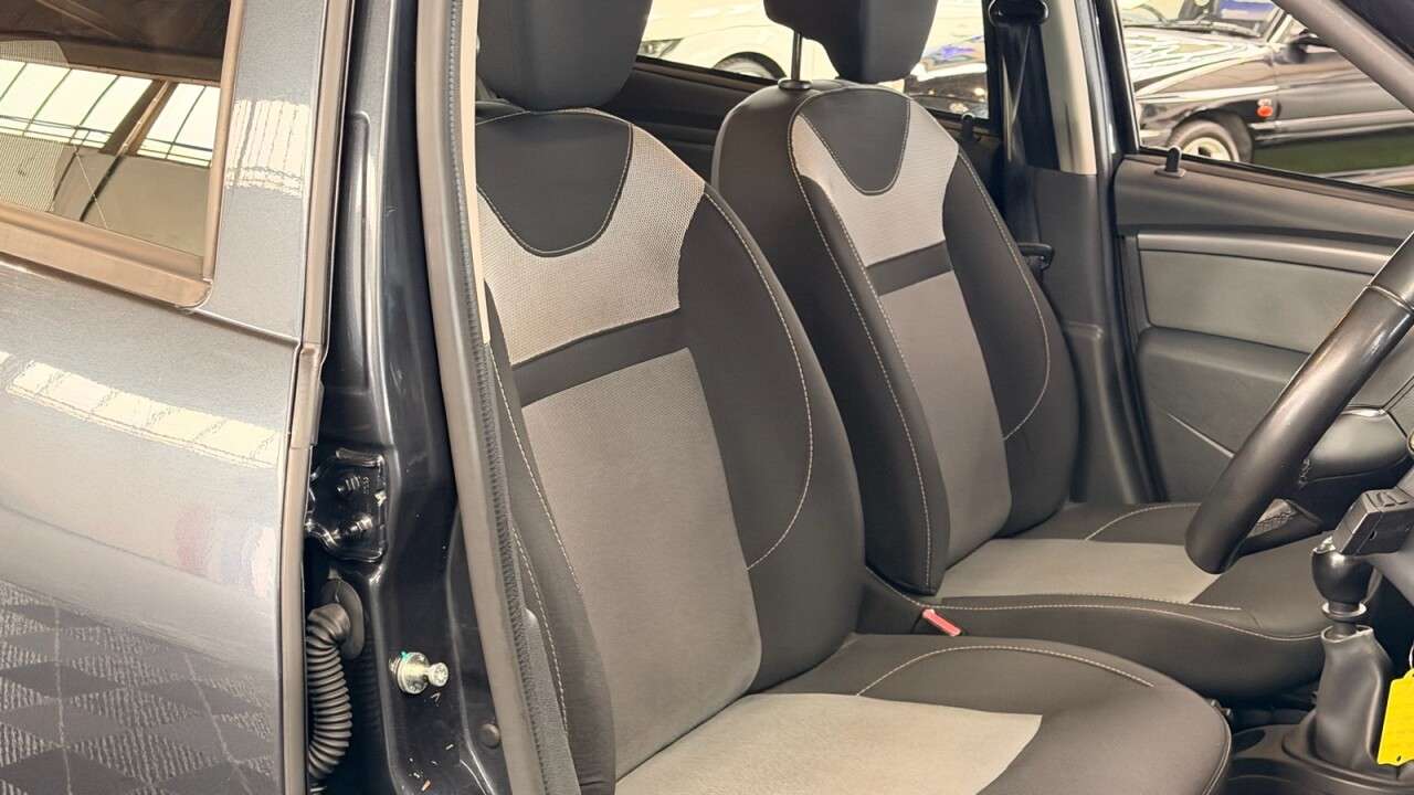 2017 DACIA DUSTER 2017 DACIA DUSTER
