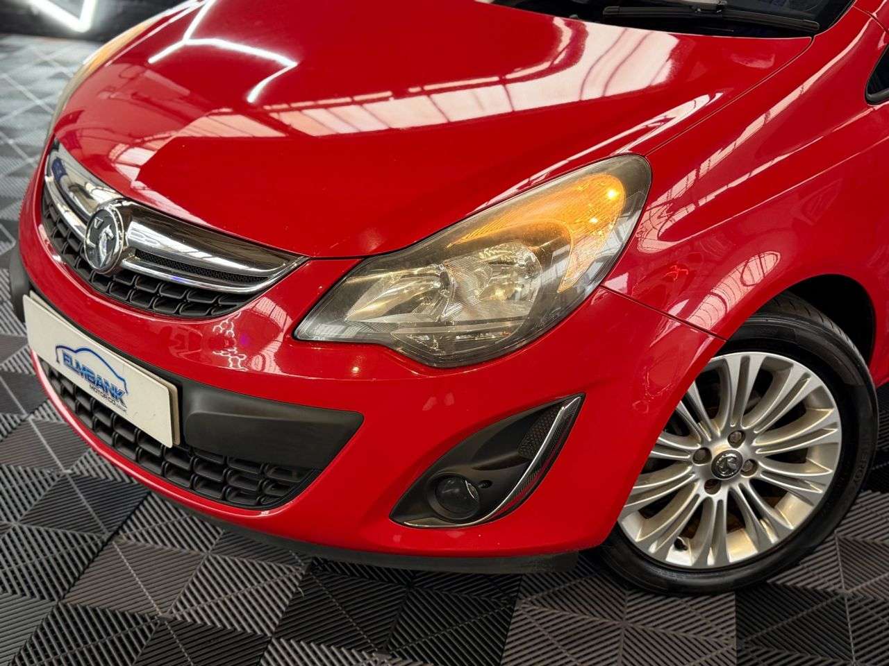 A 2014 VAUXHALL CORSA 1.4 16V SE Hatchback 3dr Petrol Manual Wide Ratio Euro 5 (100 ps) A 2014 VAUXHALL CORSA 1.4 16V SE Hatchback 3dr Petrol Manual Wide Ratio Euro 5 (100 ps)