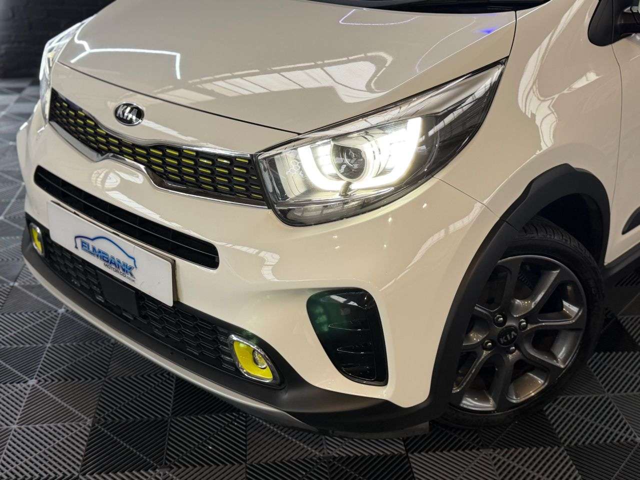A 2018 KIA PICANTO 1.25 X-Line Hatchback 5dr Petrol Manual Euro 6 (83 bhp) A 2018 KIA PICANTO 1.25 X-Line Hatchback 5dr Petrol Manual Euro 6 (83 bhp)