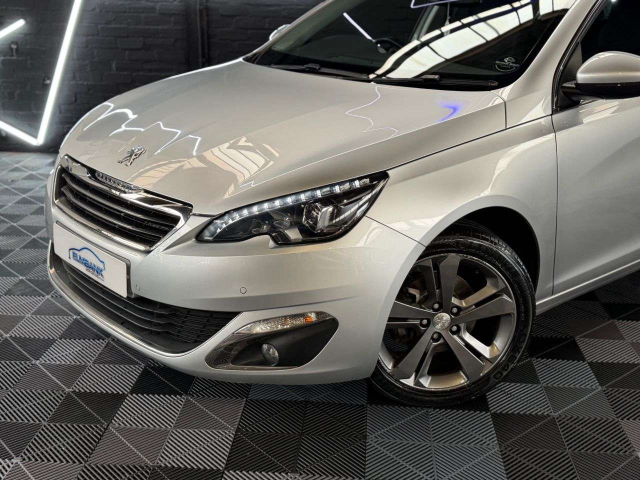 A 2016 PEUGEOT 308 1.2 PureTech Allure Hatchback 5dr Petrol EAT Euro 6 (s/s) (130 ps) A 2016 PEUGEOT 308 1.2 PureTech Allure Hatchback 5dr Petrol EAT Euro 6 (s/s) (130 ps)