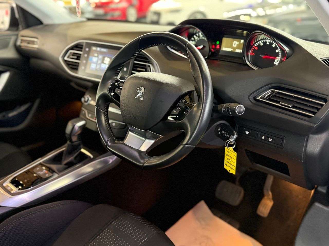 2016 PEUGEOT 308 2016 PEUGEOT 308