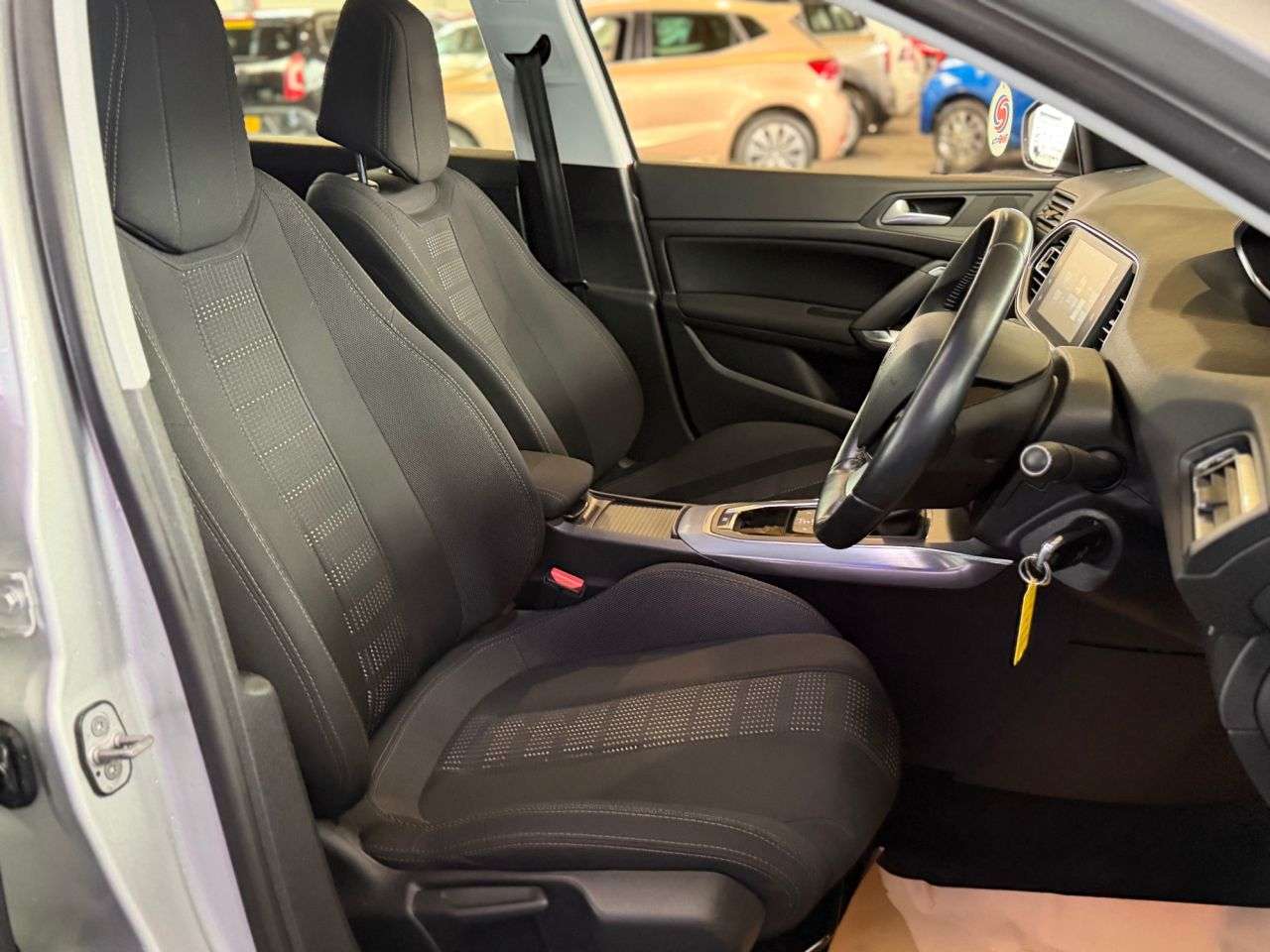 2016 PEUGEOT 308 2016 PEUGEOT 308