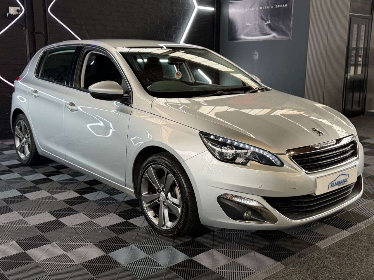 2016 PEUGEOT 308 2016 PEUGEOT 308