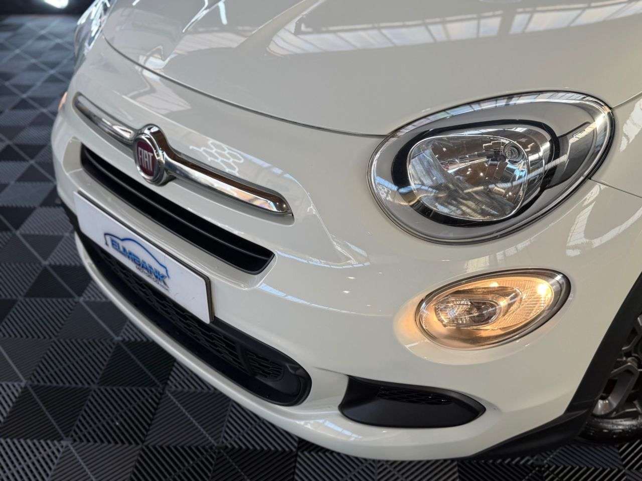 A 2017 FIAT 500X POP A 2017 FIAT 500X POP