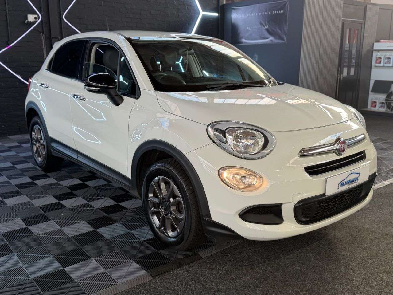 2017 FIAT 500X 2017 FIAT 500X
