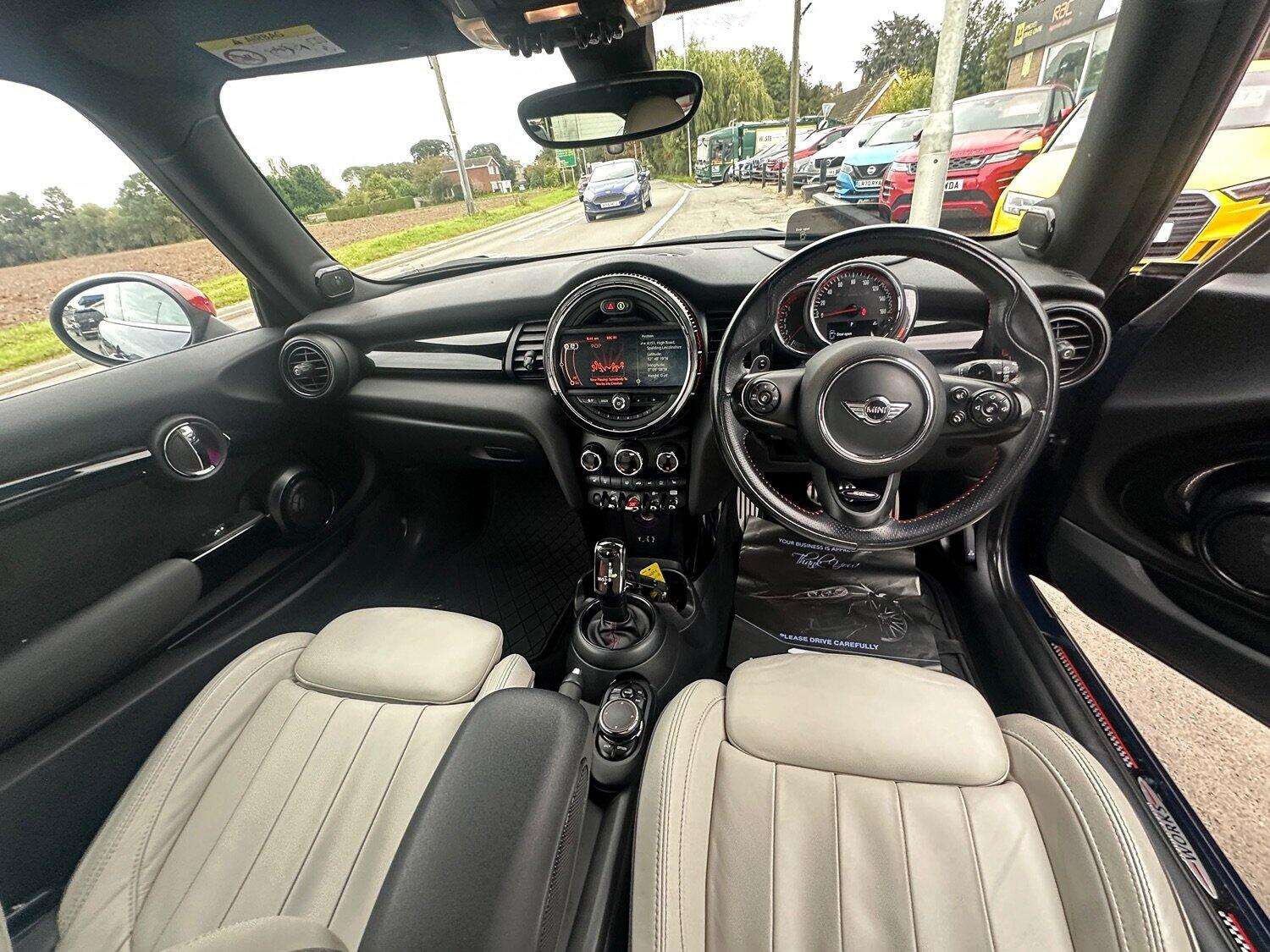 2018 MINI HATCH 2018 MINI HATCH