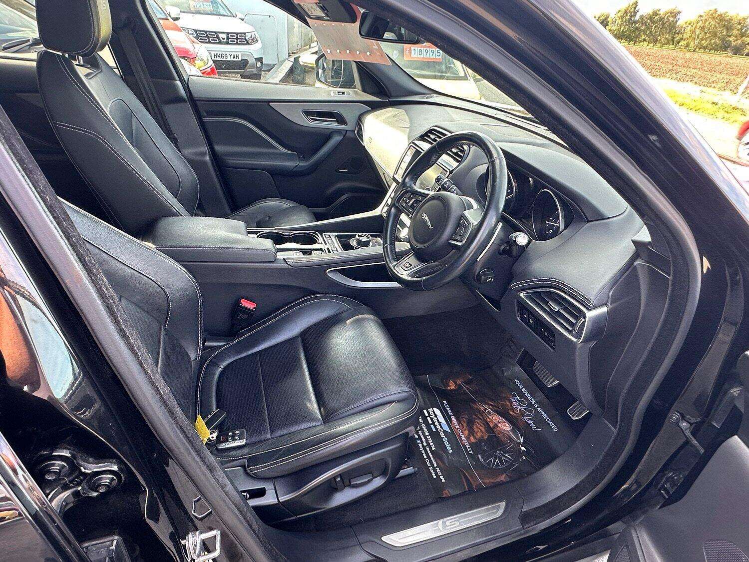 2016 JAGUAR F-PACE 2016 JAGUAR F-PACE