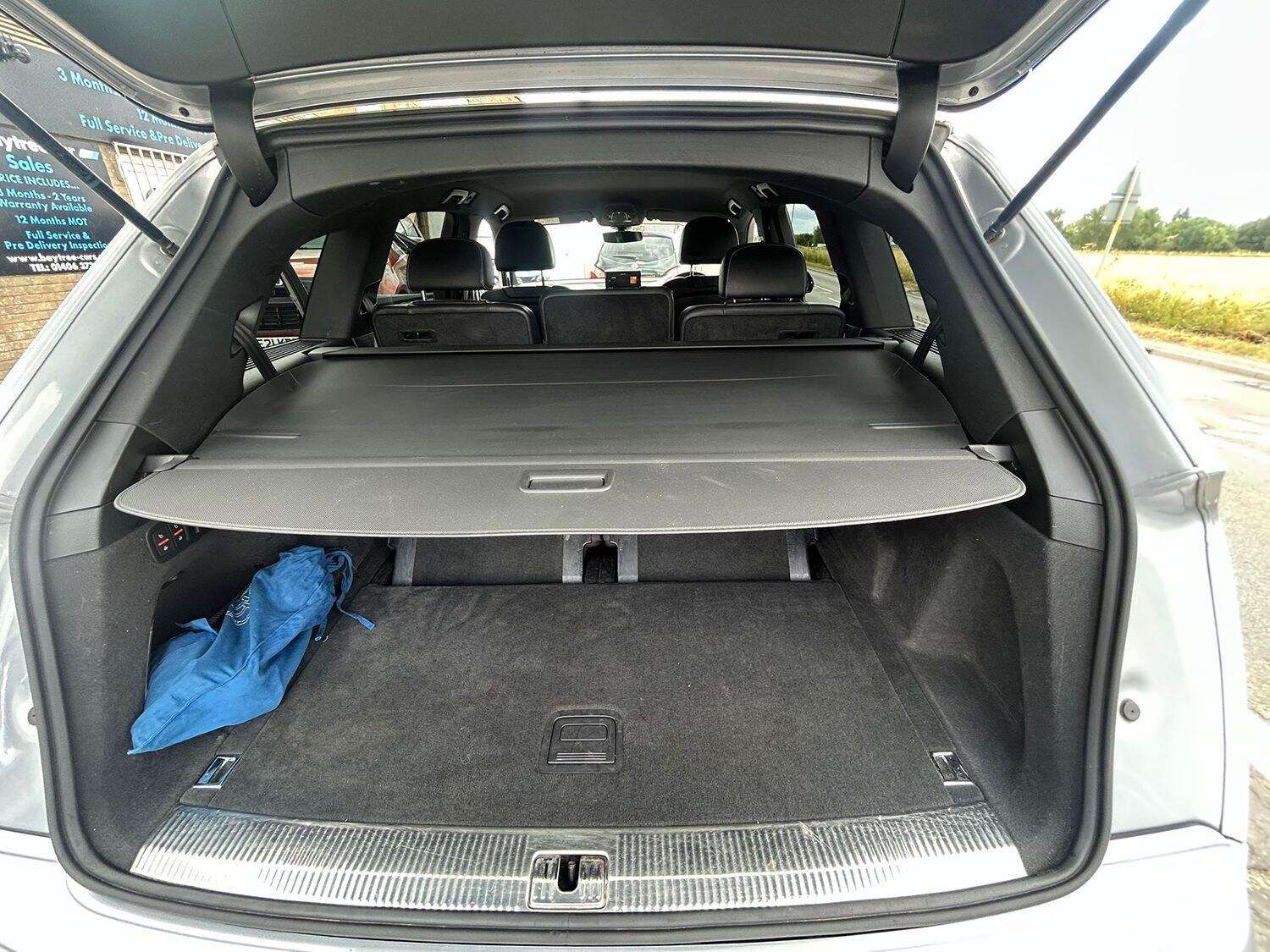 2016 AUDI Q7 2016 AUDI Q7