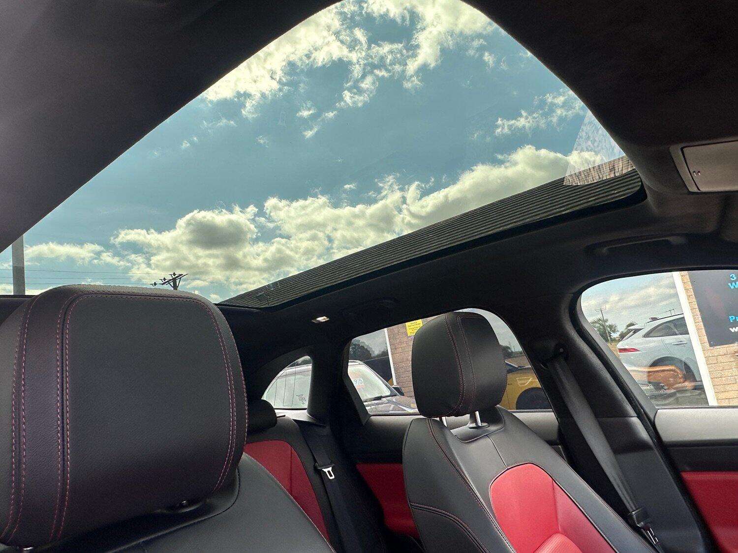 2020 JAGUAR F-PACE 2020 JAGUAR F-PACE