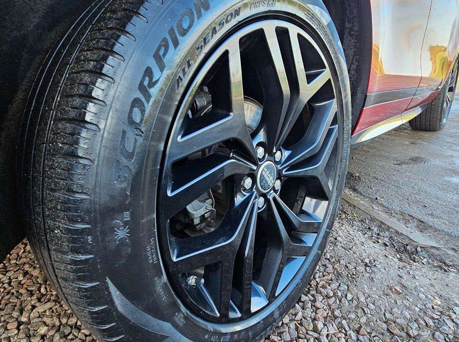 2019 LAND ROVER RANGE ROVER EVOQUE 2019 LAND ROVER RANGE ROVER EVOQUE