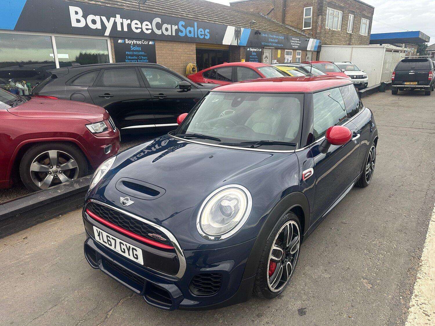 A 2018 MINI HATCH 2.0 John Cooper Works Hatch A 2018 MINI HATCH 2.0 John Cooper Works Hatch