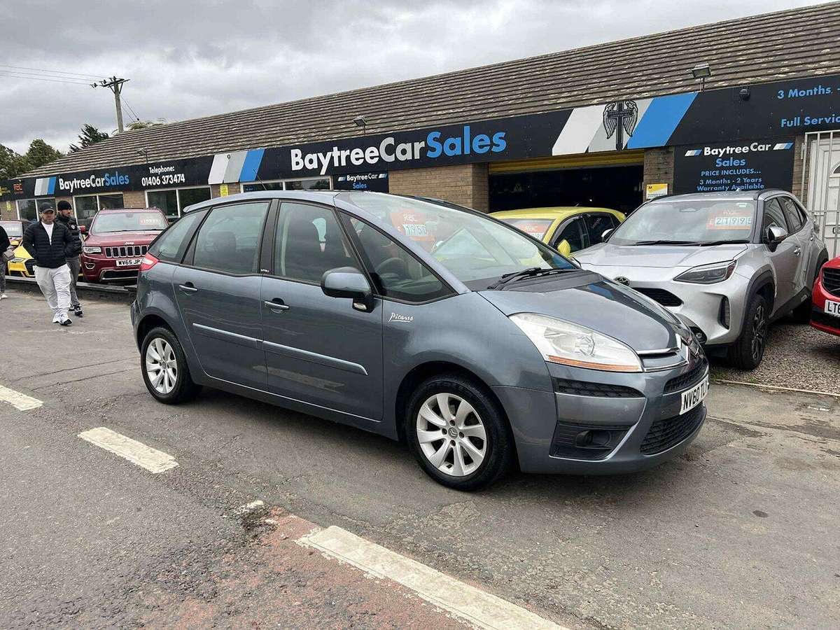 Check out this Citroen C4 Picasso 2011 Diesel Manual