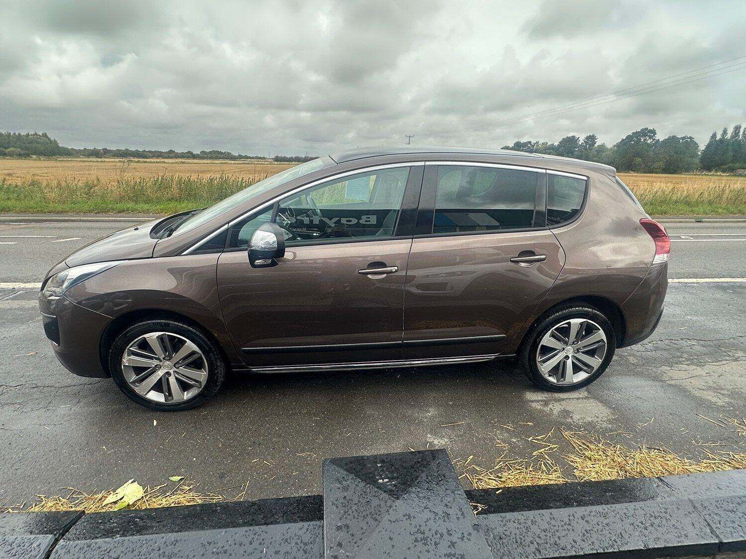 2015 PEUGEOT 3008 2015 PEUGEOT 3008