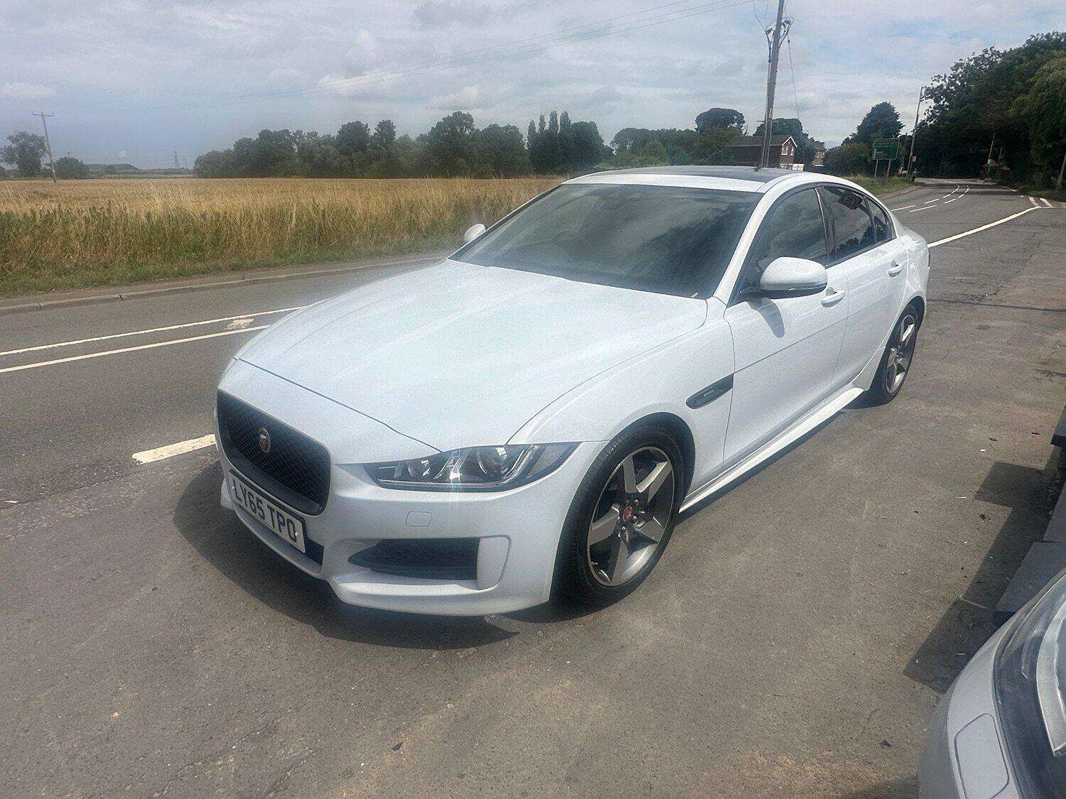 2015 JAGUAR XE 2015 JAGUAR XE