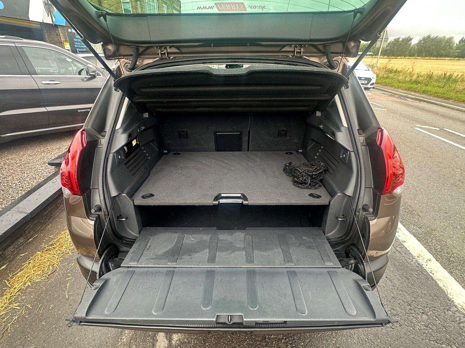 2015 PEUGEOT 3008 2015 PEUGEOT 3008