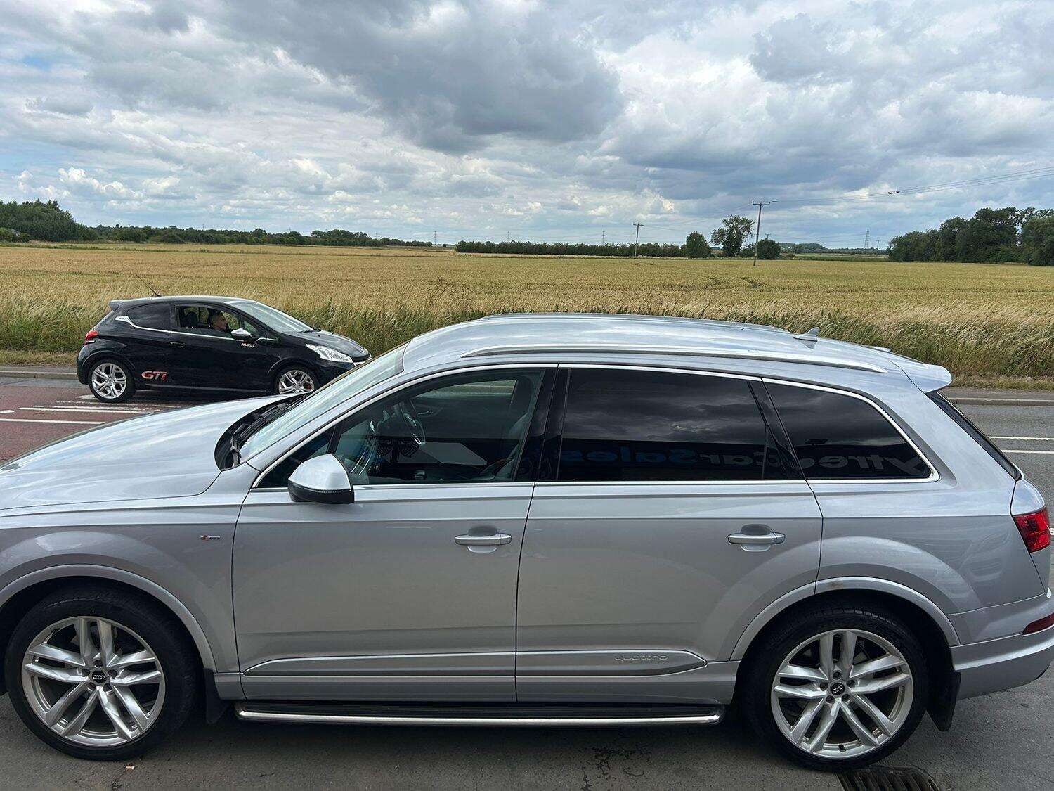2016 AUDI Q7 2016 AUDI Q7