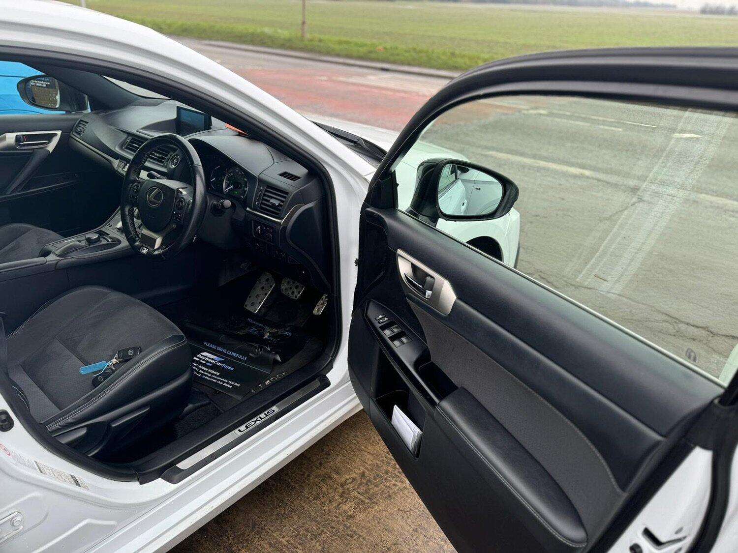 2017 LEXUS CT 2017 LEXUS CT