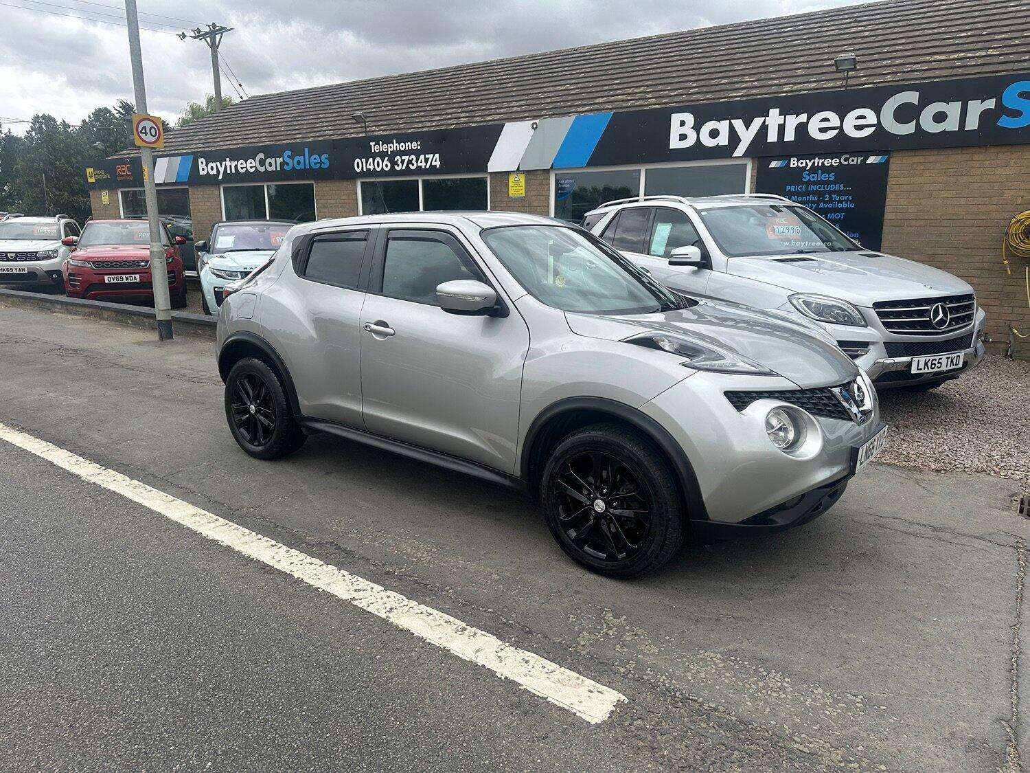 A 2016 NISSAN JUKE 1.2 DIG-T N-Connecta A 2016 NISSAN JUKE 1.2 DIG-T N-Connecta