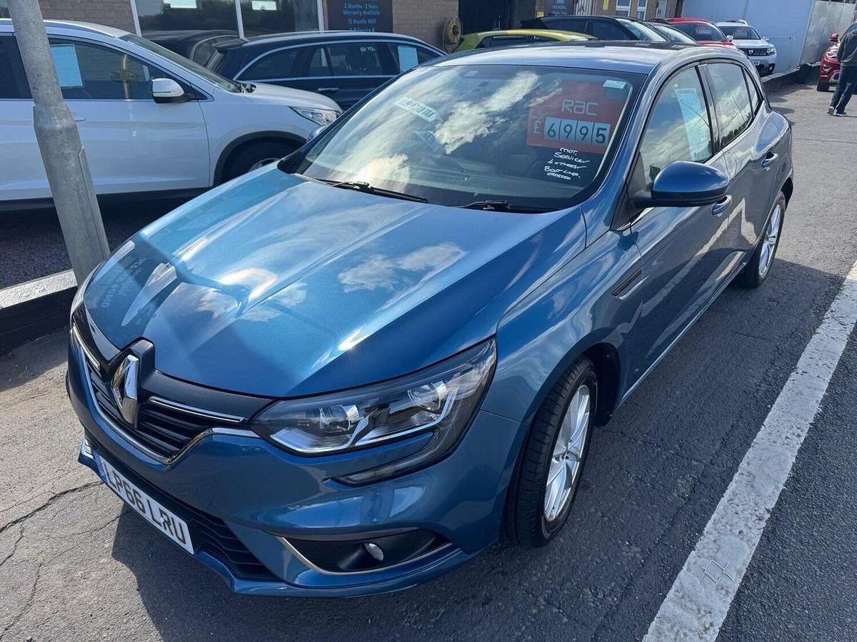 Check out this Renault Megane 2017 Petrol Manual