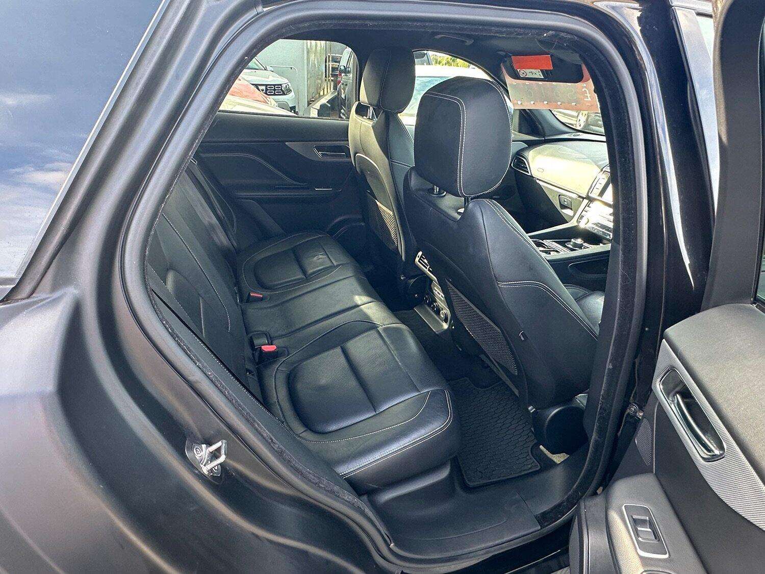 2016 JAGUAR F-PACE 2016 JAGUAR F-PACE