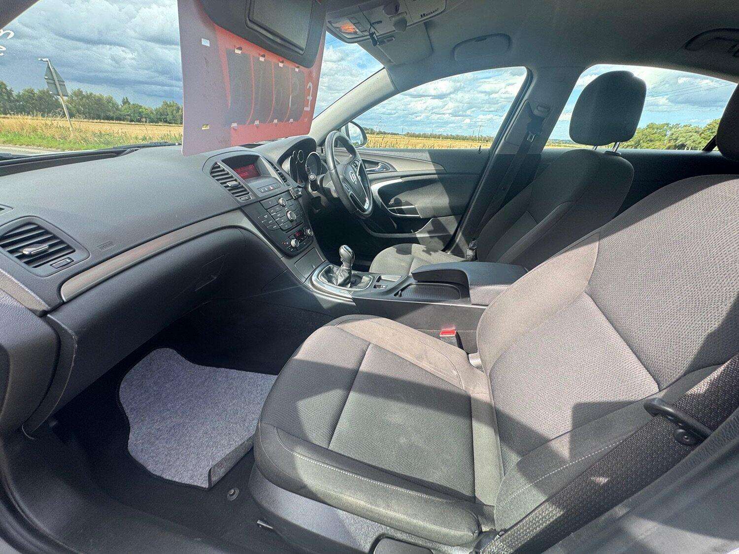 2012 VAUXHALL INSIGNIA 2012 VAUXHALL INSIGNIA