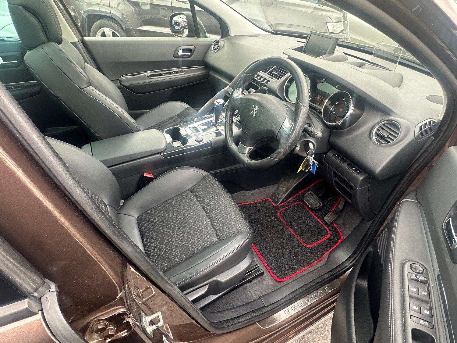 2015 PEUGEOT 3008 2015 PEUGEOT 3008