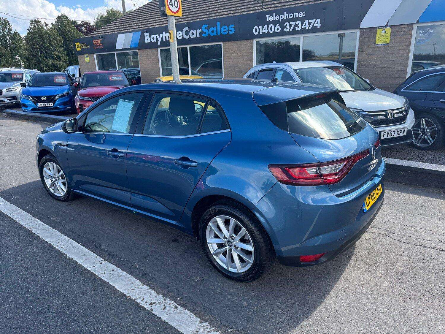 A 2017 RENAULT MEGANE 1.2 Expression+ TCe 130 A 2017 RENAULT MEGANE 1.2 Expression+ TCe 130