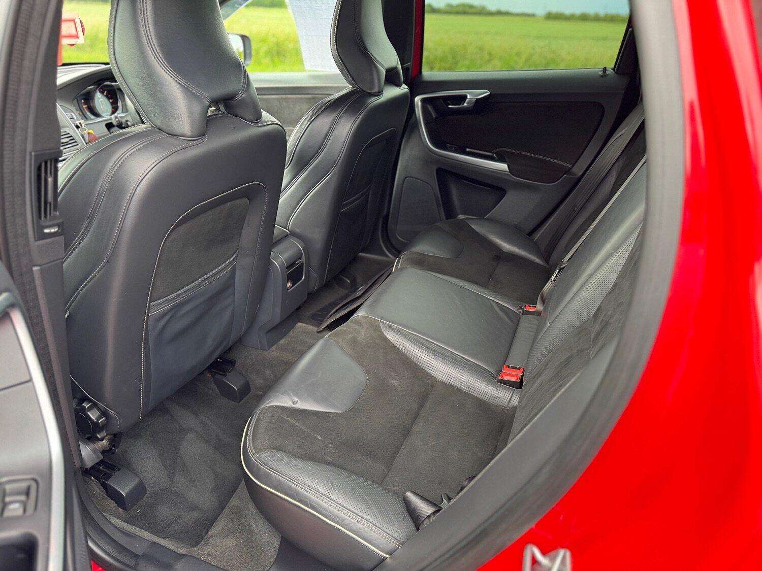 2016 VOLVO XC60 2016 VOLVO XC60