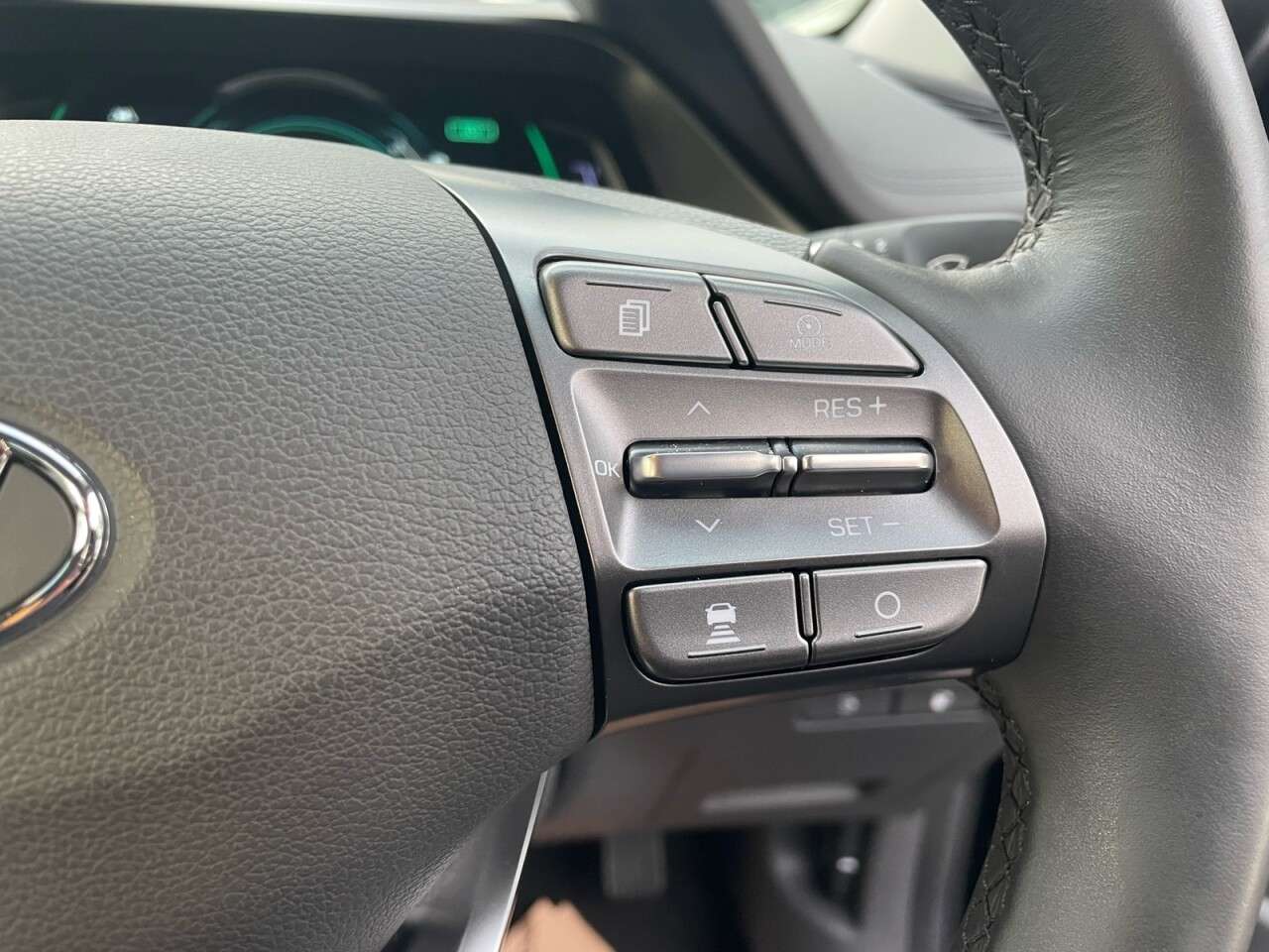 2022 HYUNDAI IONIQ 2022 HYUNDAI IONIQ