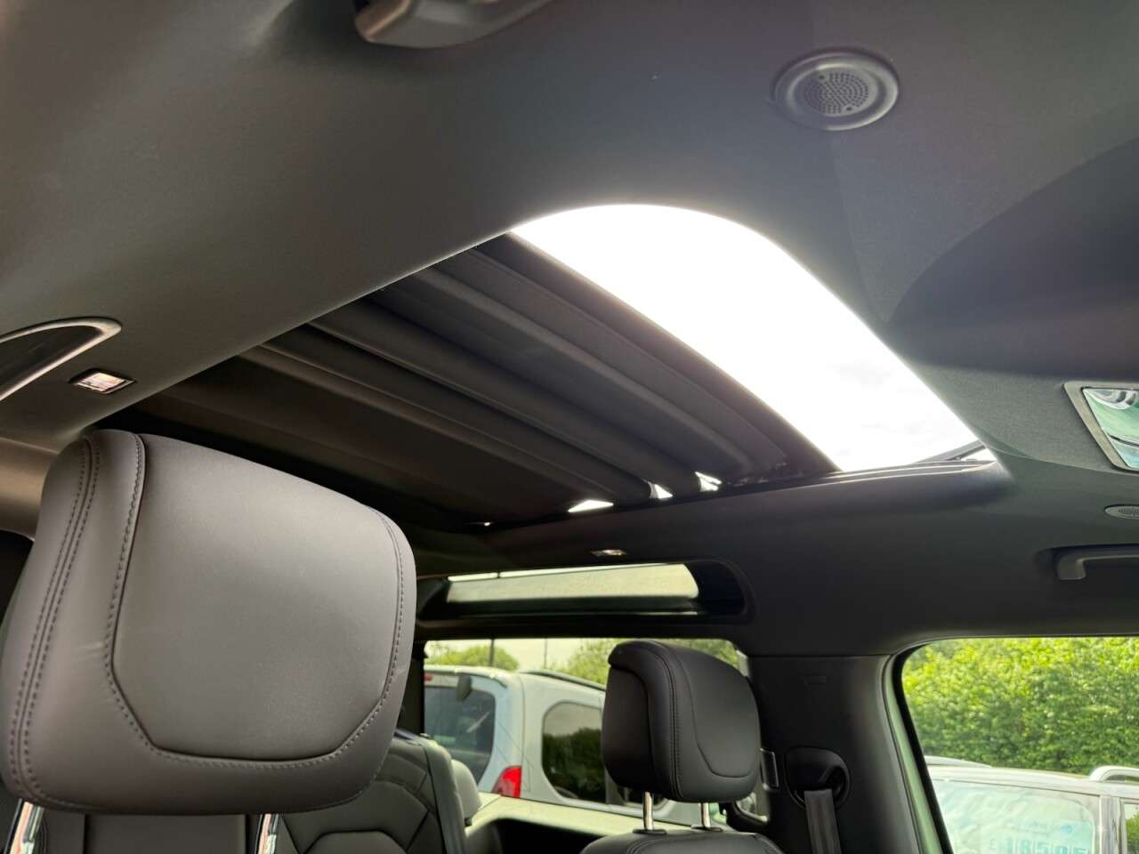 2023 LAND ROVER DEFENDER 2023 LAND ROVER DEFENDER