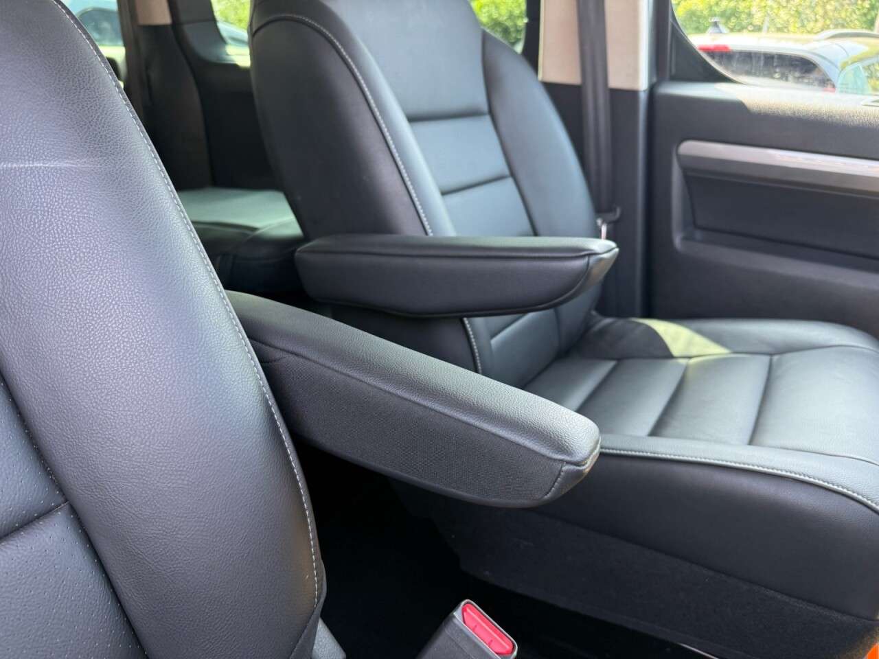 2024 PEUGEOT E- TRAVELLER 2024 PEUGEOT E- TRAVELLER